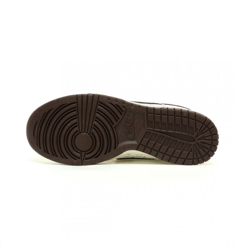 【AT12653】Nike SB Dunk Low LABUBU コラボカスタムバージョンスケートボードシューズ | Labubu