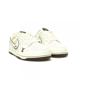 【AT12653】Nike SB Dunk Low LABUBU コラボカスタムバージョンスケートボードシューズ | Labubu