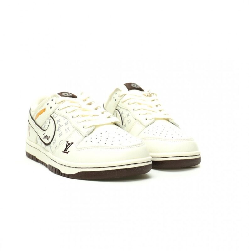 【AT12653】Nike SB Dunk Low LABUBU コラボカスタムバージョンスケートボードシューズ | Labubu