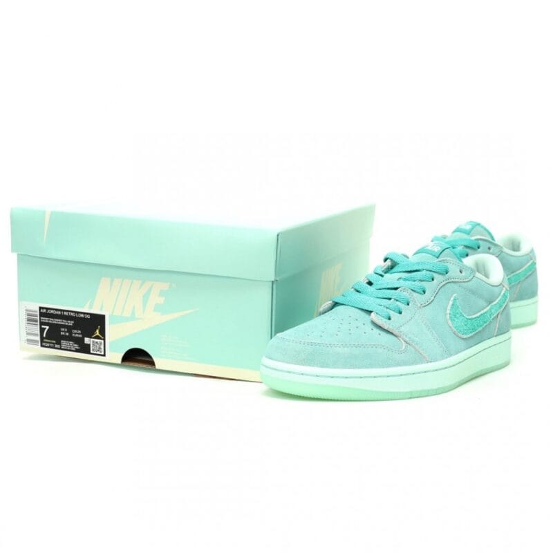 【AT12656】ナイキ エア ジョーダン 1 Low OG "ウォッシュド ティール" スニーカー | Jordan