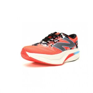 【AT12677】ニューバランス FuelCell Rebel v4 ランニングシューズ | New Balance