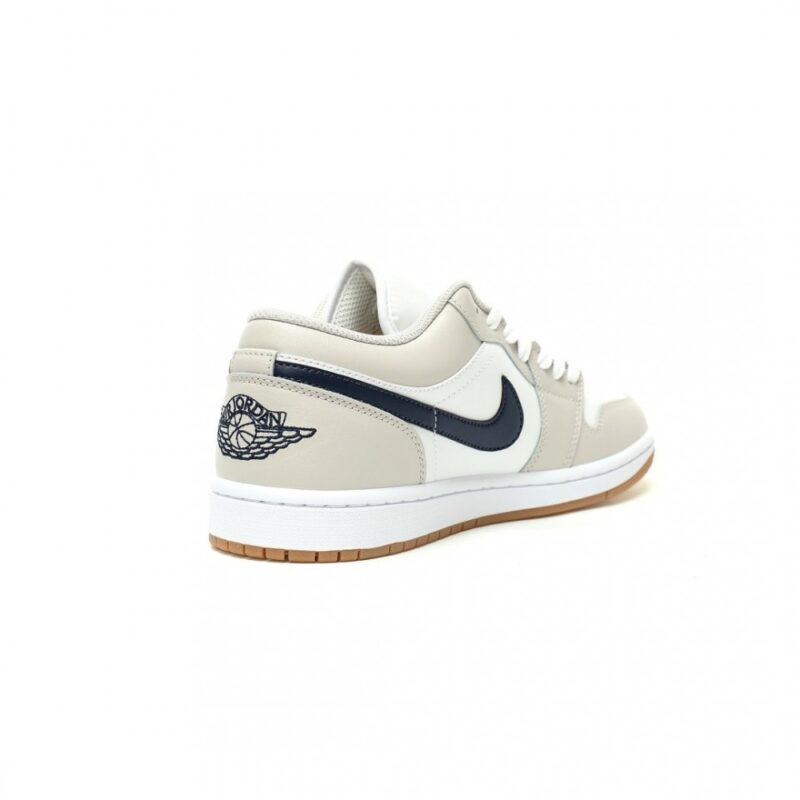 【AT12690】ナイキ エア ジョーダン 1 ロー ジョージタウン配色 優れたクッション性と耐久性を持つバスケットボールシューズ | Nike Jordan