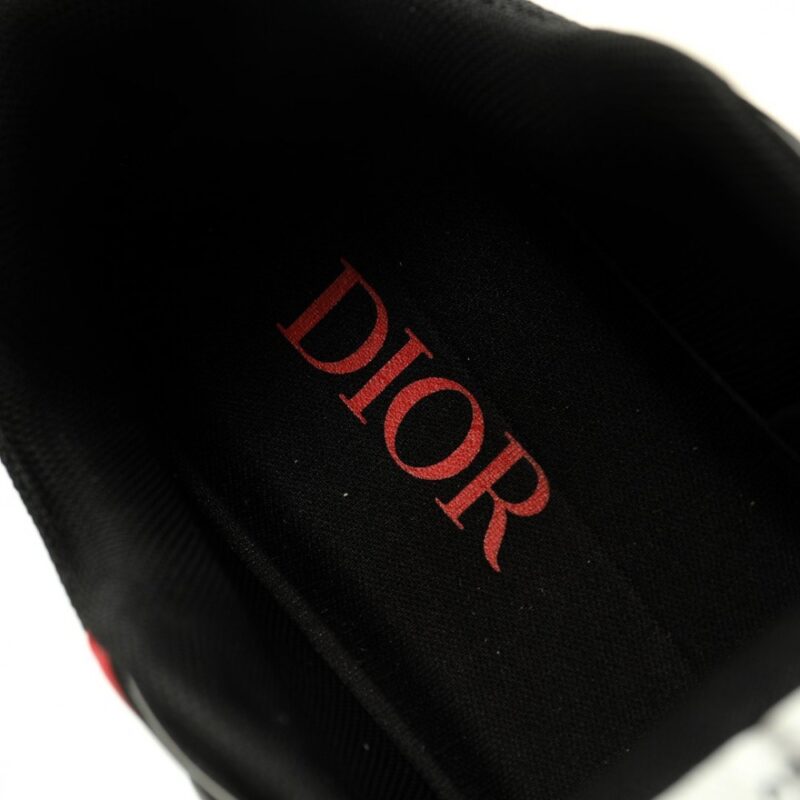 【AT12694】DIOR（ディオール）ロートップスニーカーB30シリーズ - ハイエンドファッションとスポーツの融合 | Dior