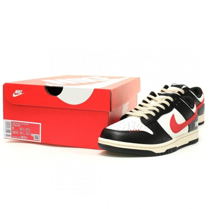 【AT12711】【ナイキ】SB Dunk Lowクラシックスニーカーオフホワイトブラックフレイム | Nike Dunk