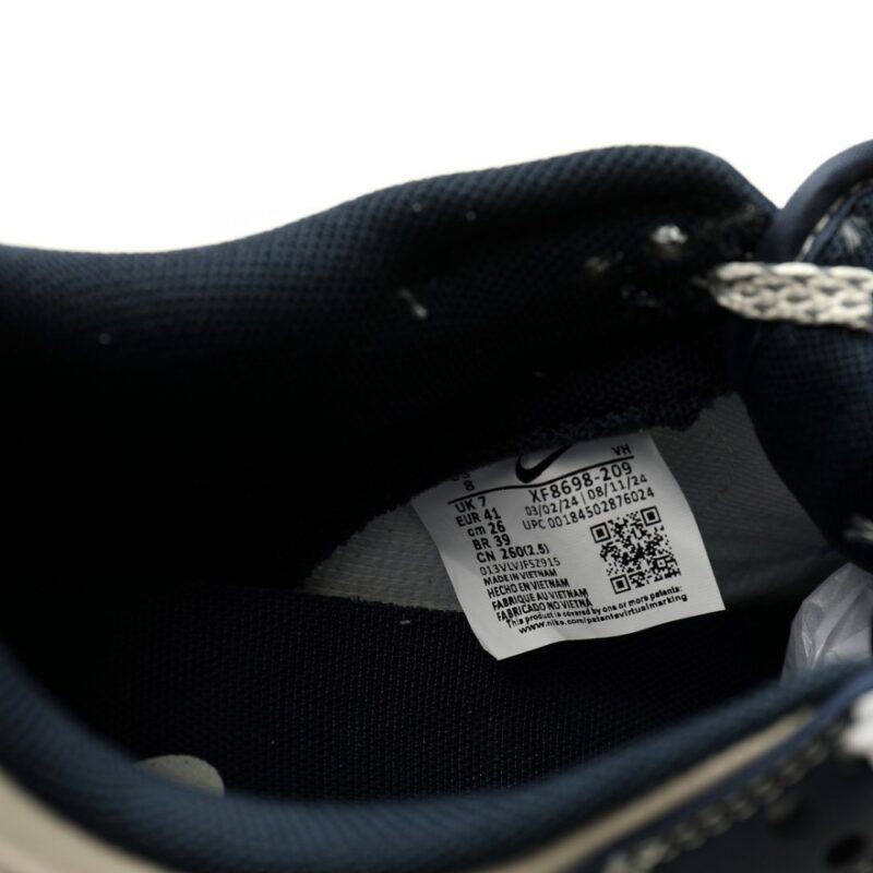 【AT12712】Nike SB Dunk Low クラシックスラムダンクシリーズのローカットスケートボードシューズ | Nike Dunk