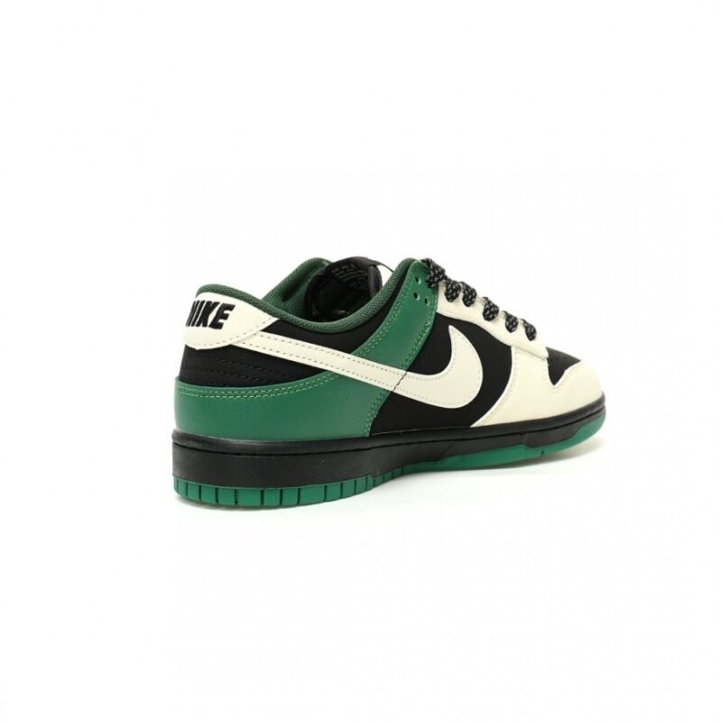 【AT12713】ナイキ SB ダンク ロー x A Bathing Ape コラボ スポーツシューズ | A Bathing Ape x Nike