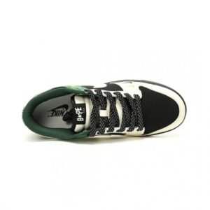 【AT12713】ナイキ SB ダンク ロー x A Bathing Ape コラボ スポーツシューズ | A Bathing Ape x Nike