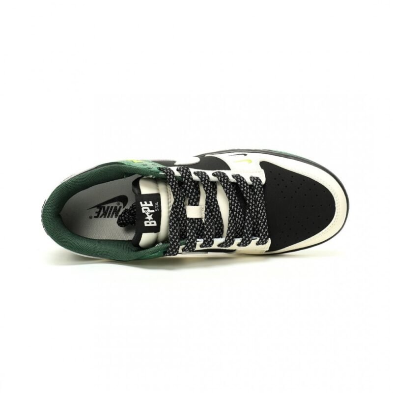 【AT12713】ナイキ SB ダンク ロー x A Bathing Ape コラボ スポーツシューズ | A Bathing Ape x Nike