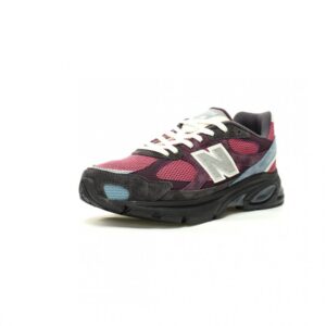 【AT12737】KITH × New BalanceコラボM2010スニーカー - ストリートファッションと機能性の融合 | New Balance