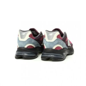 【AT12737】KITH × New BalanceコラボM2010スニーカー - ストリートファッションと機能性の融合 | New Balance