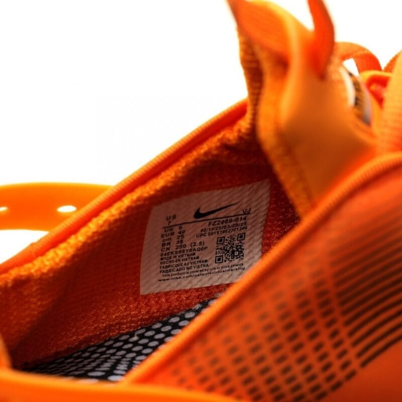 【AT12743】Nike Air Max Craze復活！未来的シューズで夏のスタイリングをアップグレード | Air Max