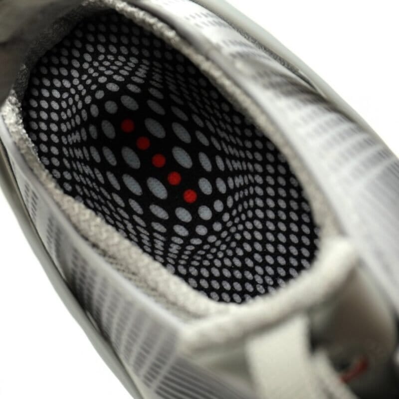 【AT12744】Nike Air Max Craze ナイキ エア マックス 狂热シリーズスポーツシューズ、2001年クラシックデザイン復活 | Nike Air Max