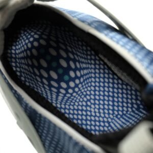 【AT12748】ナイキ エア マックス クレイズ: 未来を感じるダークブルーカラーの復刻モデル | Nike Air Max