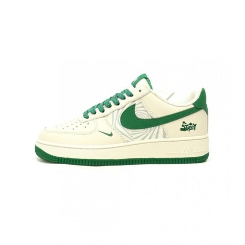 【AT12749】Stussy × Nike Air Force 1コラボレーションスニーカー | Nike x Stussy