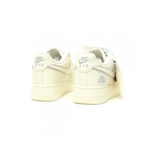 【AT12750】ナイキ Air Force 1 07 Low ローカットスニーカー - ストリートファッションと快適性を兼ね備えたクラシックなスニーカー | Nike Air Force 1