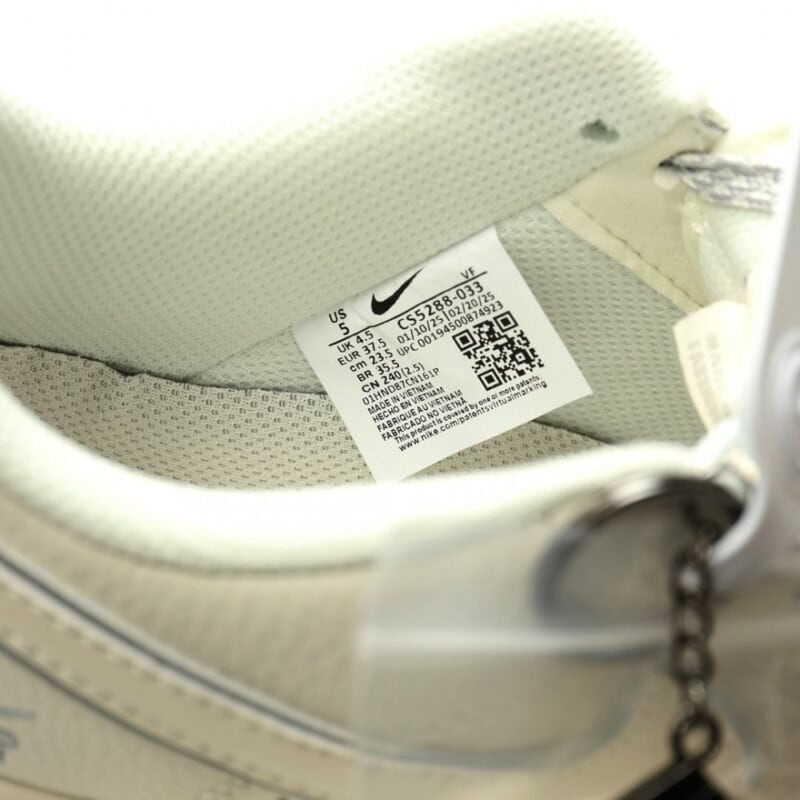 【AT12750】ナイキ Air Force 1 07 Low ローカットスニーカー - ストリートファッションと快適性を兼ね備えたクラシックなスニーカー | Nike Air Force 1