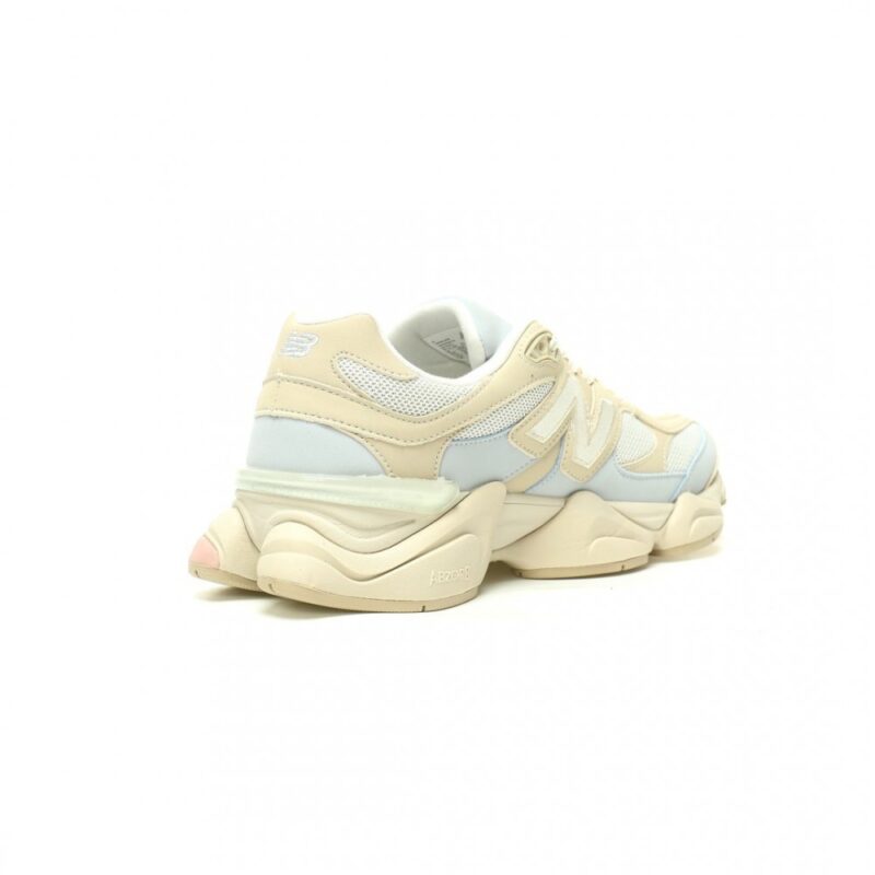 【AT12760】New Balance 9060シリーズ - Blue Creamマカロンカラー スニーカー | New Balance