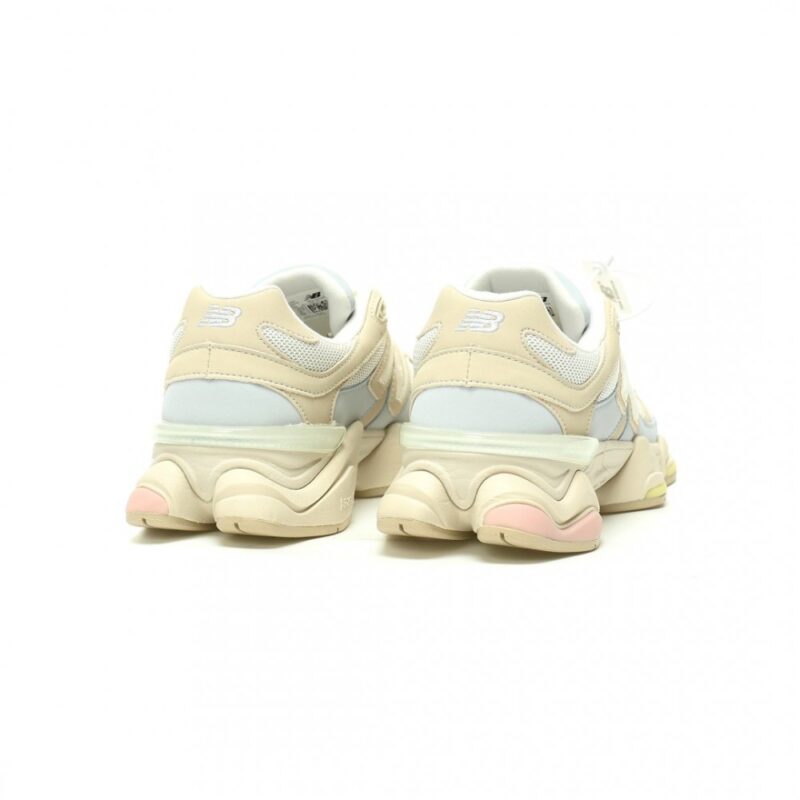 【AT12760】New Balance 9060シリーズ - Blue Creamマカロンカラー スニーカー | New Balance