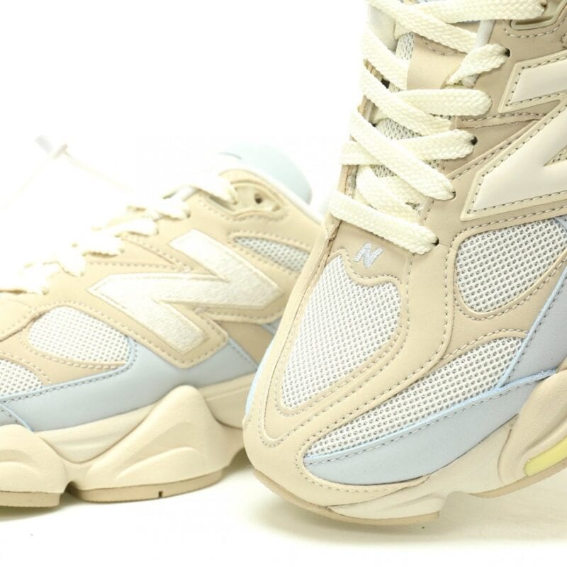 【AT12760】New Balance 9060シリーズ - Blue Creamマカロンカラー スニーカー | New Balance