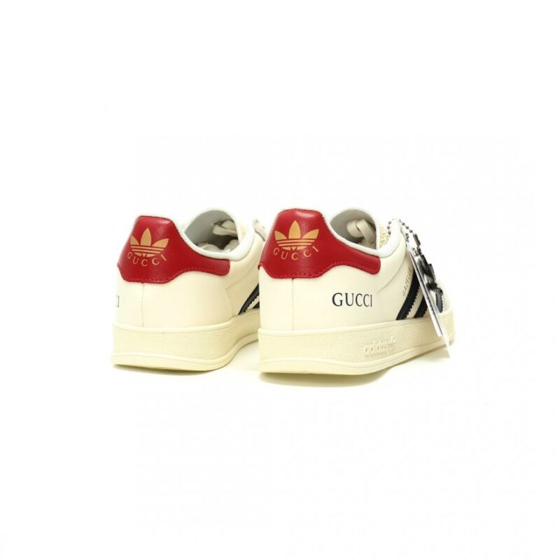 【AT12768】Gucci x Adidas ガゼル コラボレーションスニーカー 高級皮革と快適な履き心地のストリートファッション | Gucci x Adidas