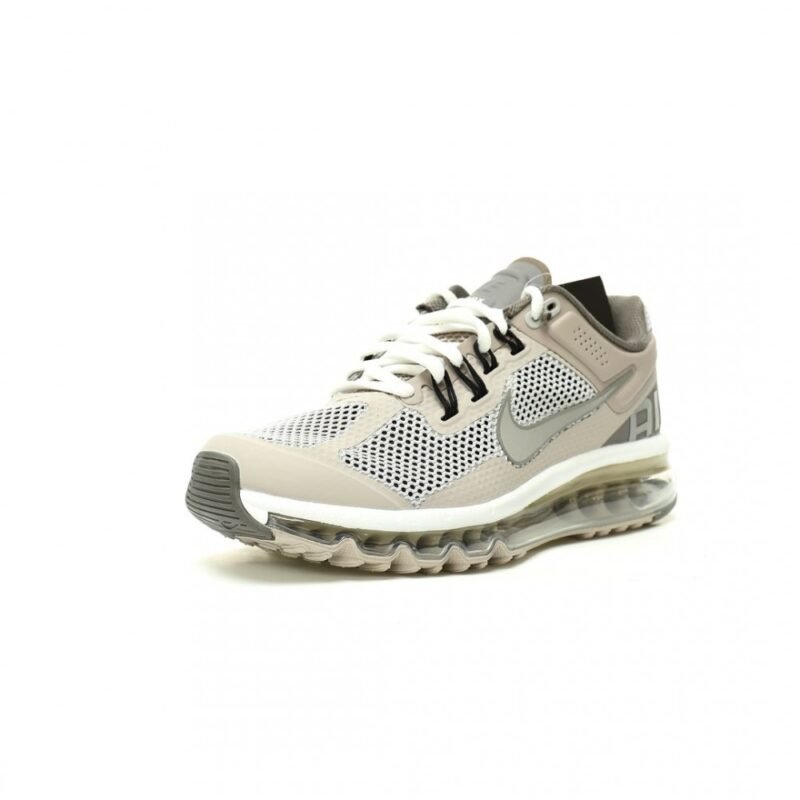 【AT12770】ナイキ・エアマックス2013フォトンダスト - 都市で際立つスポーツファッション美学 | Nike Air Max