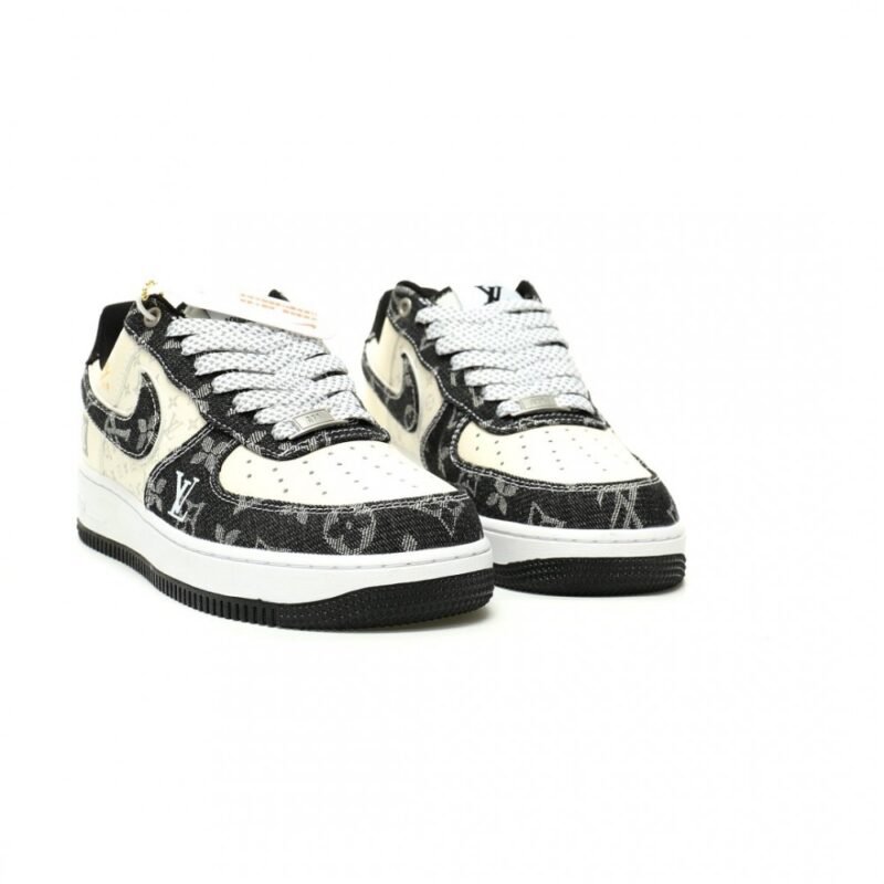 【AT12775】ルイ・ヴィトン x ナイキ Air Force 1: モノグラム柄 デニムカンバス ハイブリッドスニーカー | LV x Nike