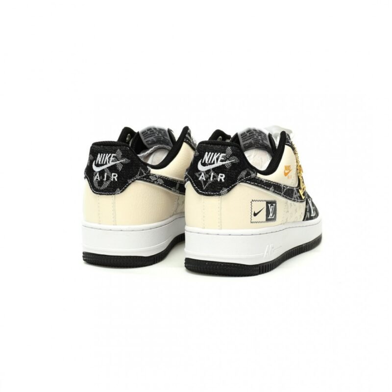 【AT12775】ルイ・ヴィトン x ナイキ Air Force 1: モノグラム柄 デニムカンバス ハイブリッドスニーカー | LV x Nike