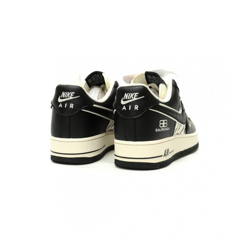 【AT12776】BALENCIAGA x Nike Air Force 1コラボローカットスニーカー | Nike Air Force 1
