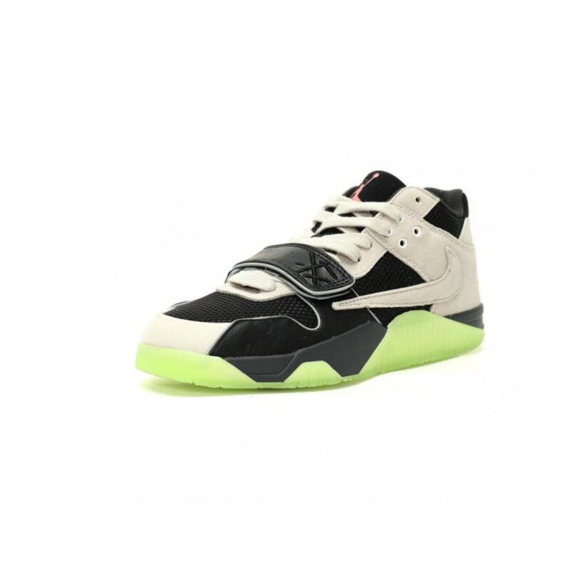 【AT12778】ナイキ×トラビス・スコットコラボシリーズ - ブラック＆グレーナイトグロースニーカー | Travis Scott x Nike