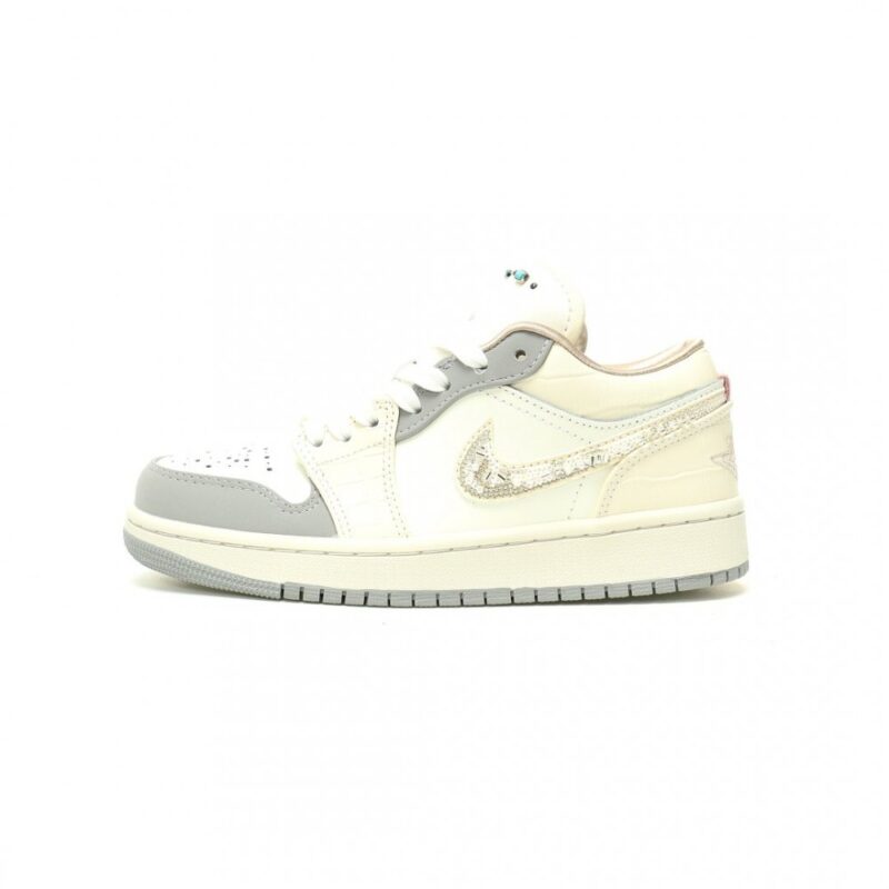 【AT12779】ナイキ エア ジョーダン 1 ロー 'セイル ソフト パール シークインズ' | Nike Jordan