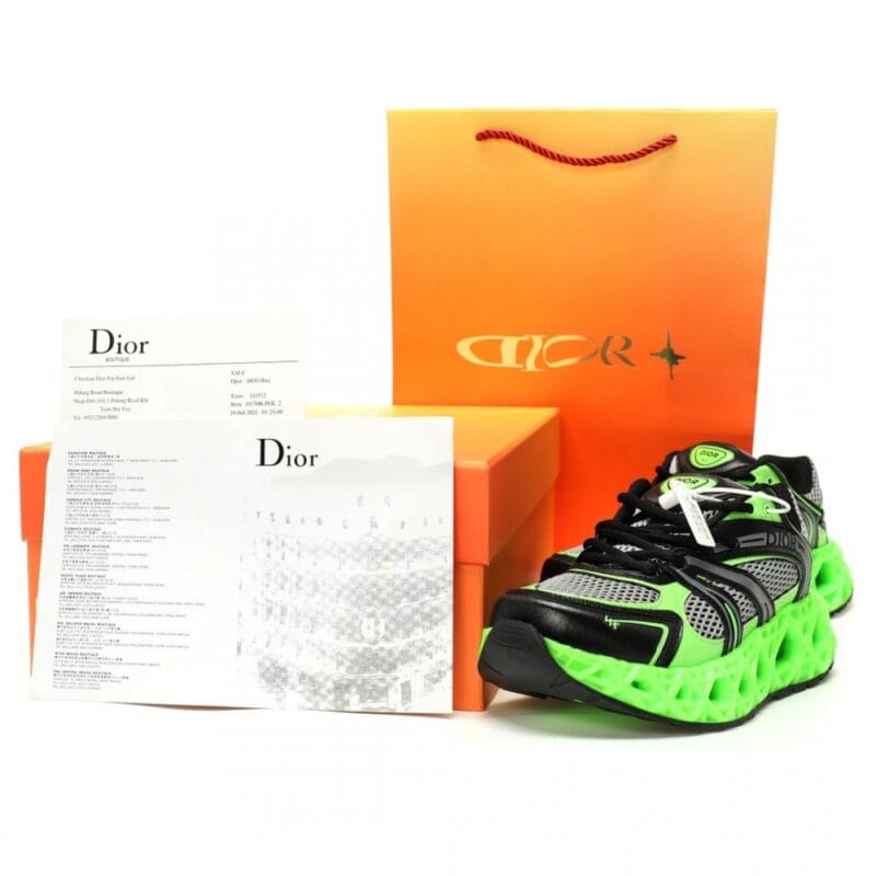 【AT12783】ディオール Dior B35 NXXTコレクションスニーカー 革新的な未来感デザインと卓越した機能性 | Dior Paris