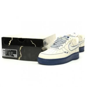 【AT12815】ナイキ×MLBコラボAir Force 1 Low NYヤンキース限定エディション | Nike Air Force 1