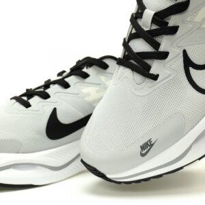 【AT12835】Stussy × ナイキ Air ZoomX Plus ストリートファッションとプロスポーツの完璧な融合 | Nike x Stussy