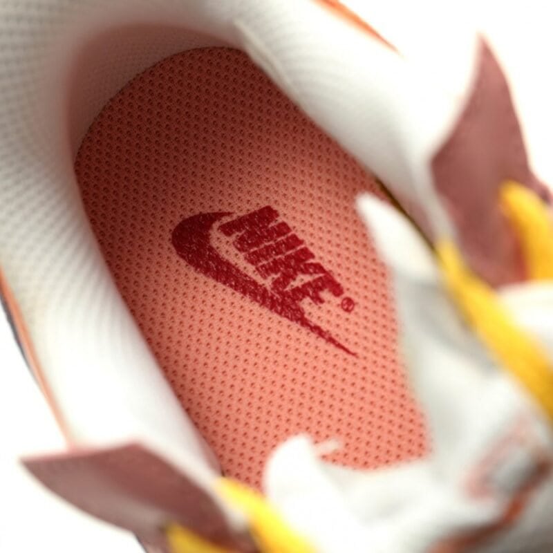 【AT12837】Nike Air Force 1 Fontankaシリーズのアーバンデコンストラクションスニーカー | Air Force 1