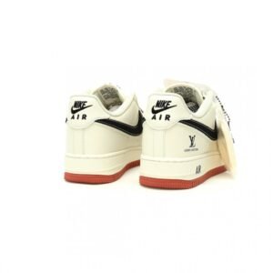 【AT12839】ルイ・ヴィトン x ナイキ Air Force 1 コラボ スニーカー | Nike x Louis Vuitton