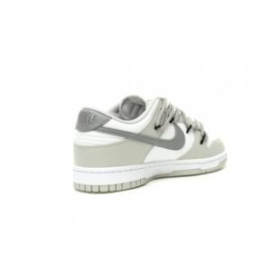 【AT12844】ナイキ SB ダンク Low × Off-White コラボ スニーカー | Nike x Dunk