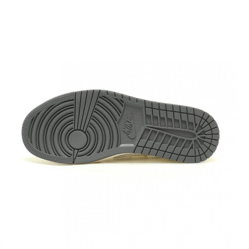 【AT12846】ナイキ x グッチ x トラビス・スコット Air Jordan 1 Low - 贅沢とストリートカルチャーの究極融合 | Nike x Gucci