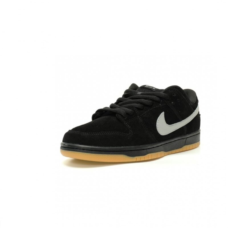 【AT12850】ナイキSBダンクロープロシリーズ スケートボードファッションの王道 黒&白カラー ストリートスタイル | Dunk