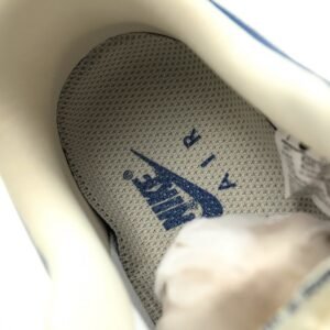【AT12855】ナイキ Air Force 1 07 Low ロイヤルブルー フォームフィンガー柄カスタムカラー | Nike x Air Force 1