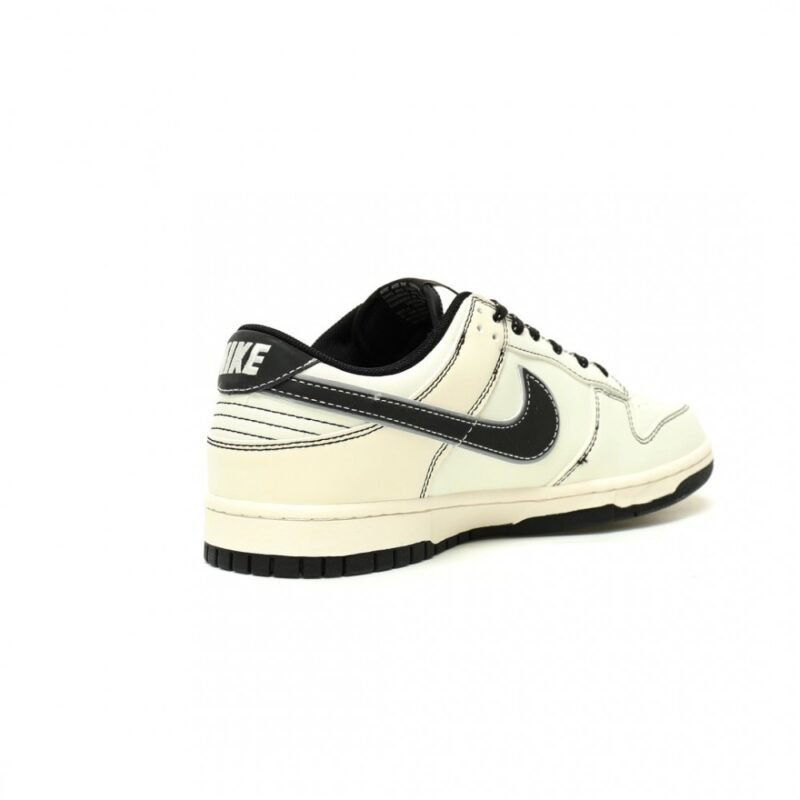 【AT12858】ナイキSBダンクロークラシックローカットスケートシューズ - ベージュと黒のスケートスニーカー | Nike x Dunk