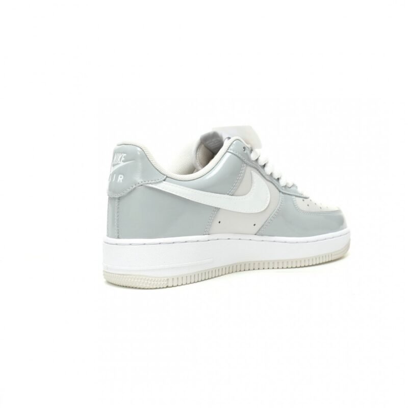【AT12879】ナイキ Air Force 1 '07 Low Grey スニーカー 日本語 | Nike Air Force 1