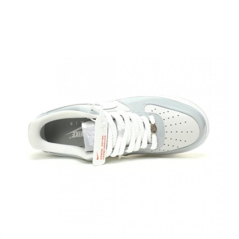 【AT12879】ナイキ Air Force 1 '07 Low Grey スニーカー 日本語 | Nike Air Force 1