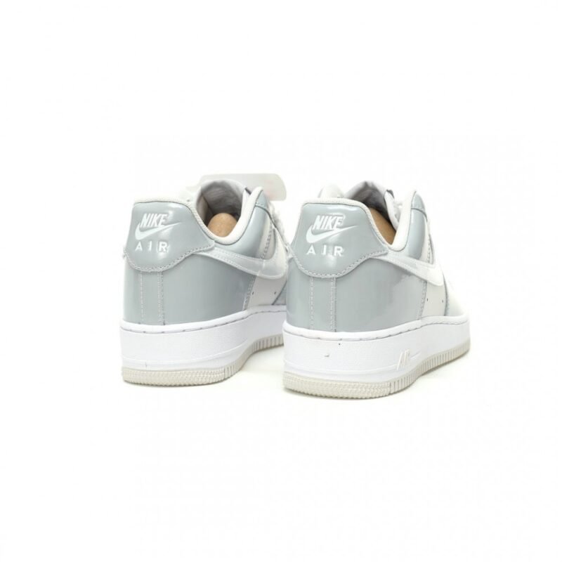 【AT12879】ナイキ Air Force 1 '07 Low Grey スニーカー 日本語 | Nike Air Force 1