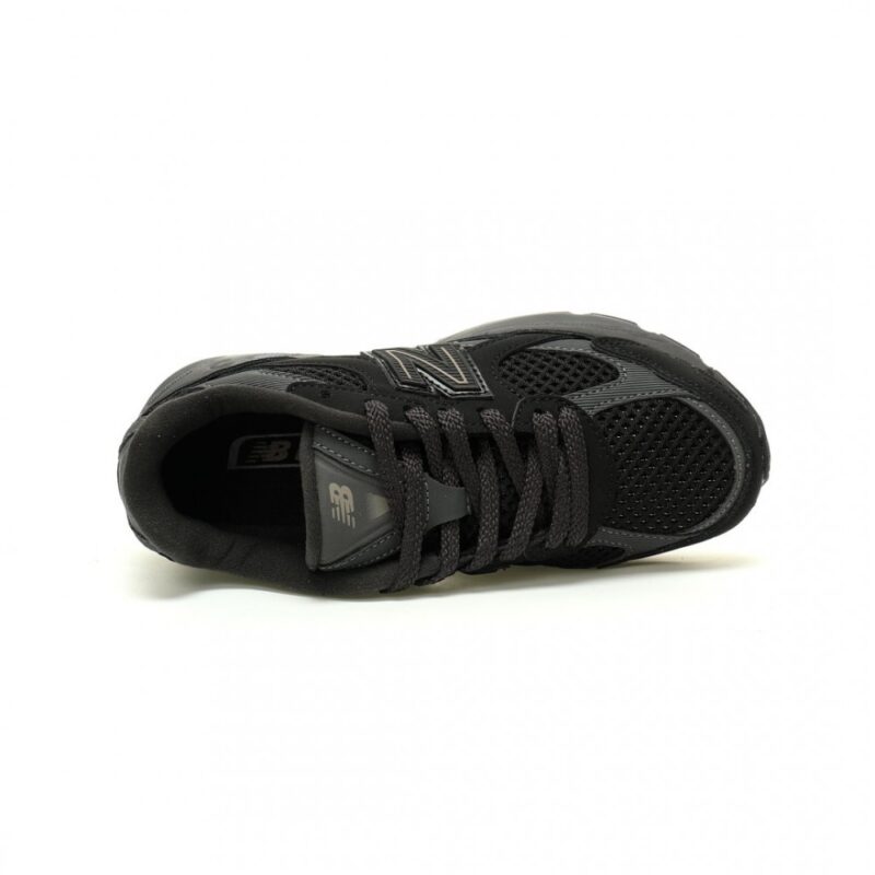 【AT12905】New Balance M2010シリーズ レトロスポーツシューズ - スエードブラックセメントカラー | New Balance