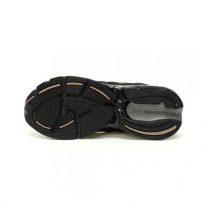 【AT12905】New Balance M2010シリーズ レトロスポーツシューズ - スエードブラックセメントカラー | New Balance