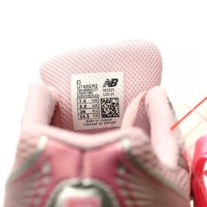 【AT12934】ニューバランス × アトモス ピンク 740ピンクバケーション スニーカー | New Balance