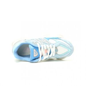 【AT12980】ニューバランス 9060 ダッドスニーカー 空色と白の配色 | New Balance