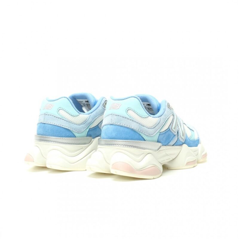 【AT12980】ニューバランス 9060 ダッドスニーカー 空色と白の配色 | New Balance