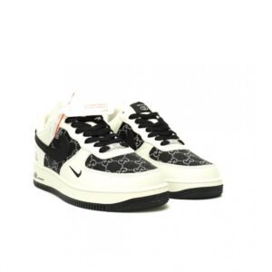 【AT12995】Gucci x Nike Air Force 1 Lowスニーカー - 高級素材と機能性を兼ね備えるストリートファッション | Gucci x Nike