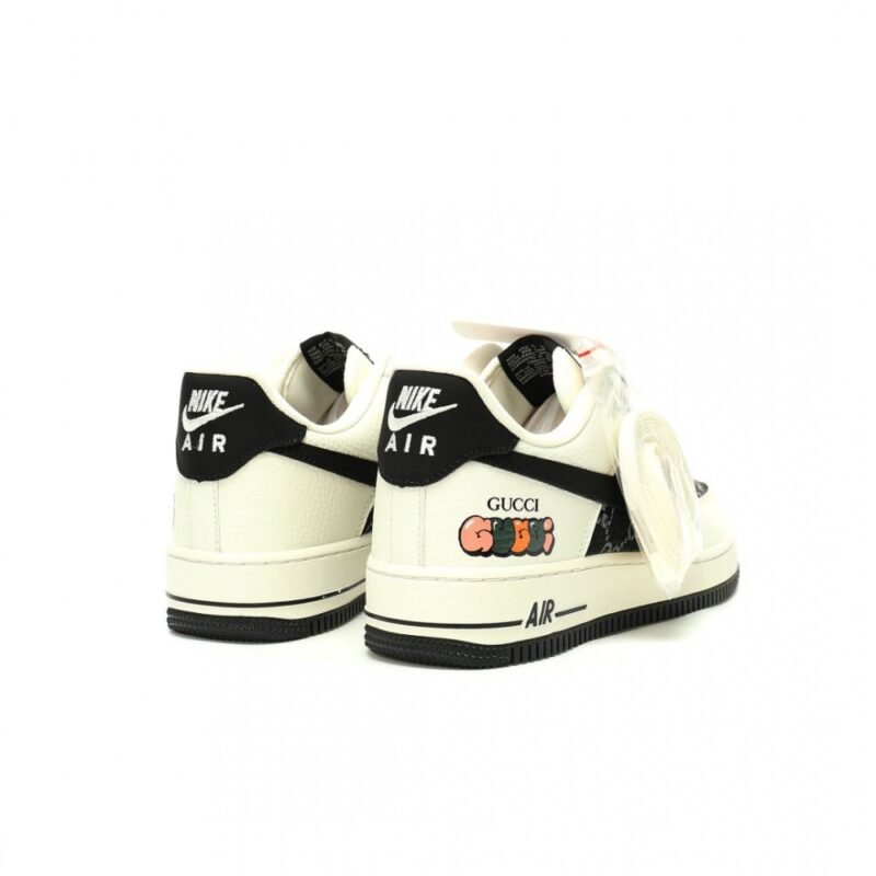 【AT12995】Gucci x Nike Air Force 1 Lowスニーカー - 高級素材と機能性を兼ね備えるストリートファッション | Gucci x Nike